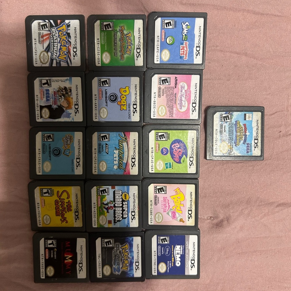 Nintendo DS Game Cartridge Collection